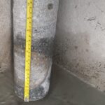 Perfuração em concreto realizada em ambiente industrial no litoral paulista com total segurança.